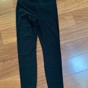 Vuori Black Crop Leggings
